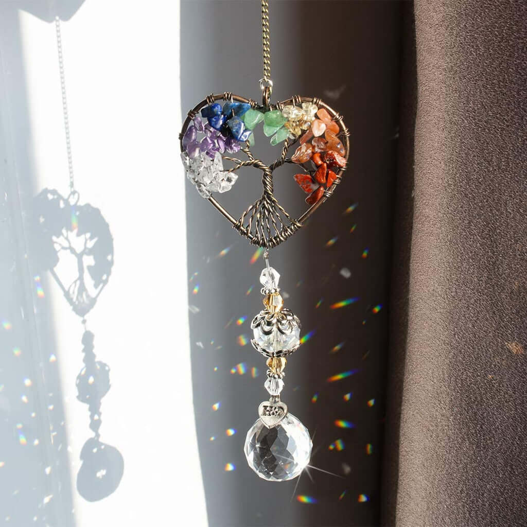 Filtro dos Sonhos, Coração 7 Chakras, Energia Positiva, Pedras Naturais, Decoração Espiritual, Quartzo de Cristal, Ametista, Sodalita, Aventurina, Olho de Tigre, Aventurina Laranja, Jaspe Vermelho, Harmonia Residencial, Inspiração Criativa, Bem-Estar Espiritual, Espetáculo de Cores, Decoração Energética, Prosperidade no Lar, Transformação Positiva, Amor e Luz no Ambiente.