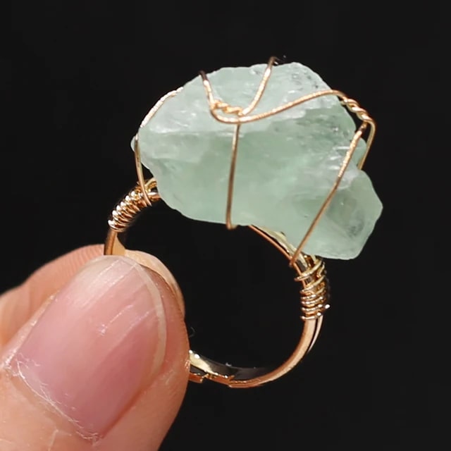 Anel Feminino de Pedras Naturais Ajustável - Beleza e Energia