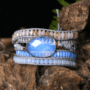  Pulseira Opala Sublime, Jóia Espiritual, Atrai Amor, Paz Profunda, Significado da Opala, Pedra Única, Feita à Mão, Gema de Alta Qualidade, Serenidade Interior, Intuição Desperta, Equilíbrio Energético, Pulseira Exclusiva, Amor e Paz, Opala e Couro, Estilo Artesanal, Personalizada ao Pulso, Energia Calmante, Jóia Única, Pulseira Opala 85cm, Elegância Espiritual.