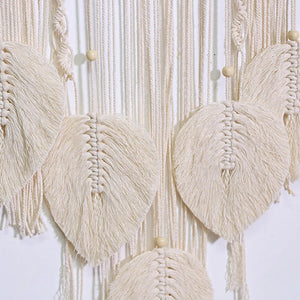 Filtro dos Sonhos Macramê, Decoração Boho Chic, Arte Macramê Artesanal, Talismã para Bons Sonhos, Decoração de Parede Única, Estilo Bohemian, Artesanato em Macramê, Rede Protetora para Pesadelos, Casa com Estilo Boho, Pendurável perto da Janela, Peça de Decoração Versátil, Significado Tradicional, Macramê Elegante, Design Único, Ambiente Aconchegante, Quarto Boho, Decoração para Eventos Especiais, Encanto Artesanal, Filtro dos Sonhos para Boas Energias, Estética Contemporânea com Toque Tradicional.
