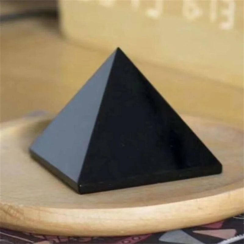 Pirâmide Orgonite de Obsidiana Negra - Limpeza Energética