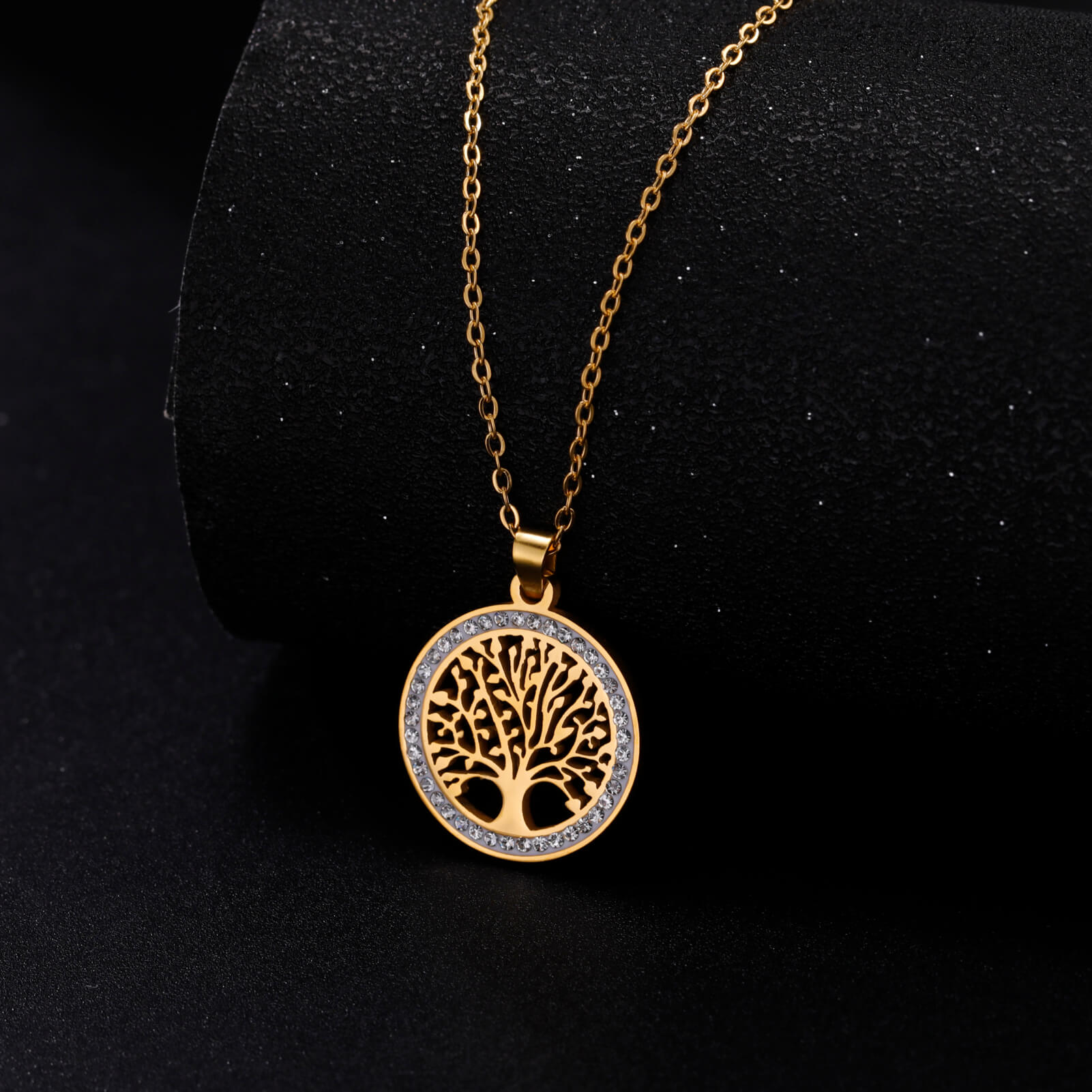 Colar Árvore da Vida, Joia de Aço Inoxidável, Harmonia Natural, Símbolo de Equilíbrio, Acessório Dourado e Prateado, Colar de 50 cm, Conexão com a Vida, Beleza Duradoura, Elegância em Aço, Estilo Árvore da Vida, Joia Significativa, Celebre o Crescimento, Peça Única de Aço, Energia Positiva, Acessório Versátil, Presente com Significado, Design Exclusivo, Brilho Duradouro, Inspiração Natural, Elegância em Cada Detalhe.