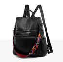 Mochila Feminina de Couro Versátil