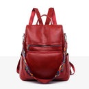 Mochila Feminina de Couro Versátil