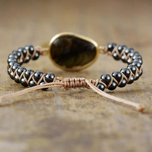 Pulseira de Energia Equilibrada, Labradorita, Hematita, Proteção Diária, Equilíbrio Energético, Pulseira Artesanal, Pedras Naturais, Fortaleça a Intuição, Beleza Única, Charme Diário, Energia Positiva, Criatividade, Estabilidade Emocional, Purificação Ambiental, Feita à Mão, Ajustável, Bem-Estar, Autoconsciência, Sensação Única, Moda Consciente.