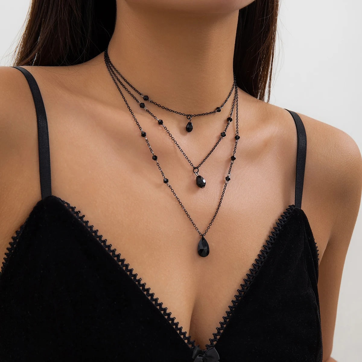 Colar Feminino Gota Mistério Noturno