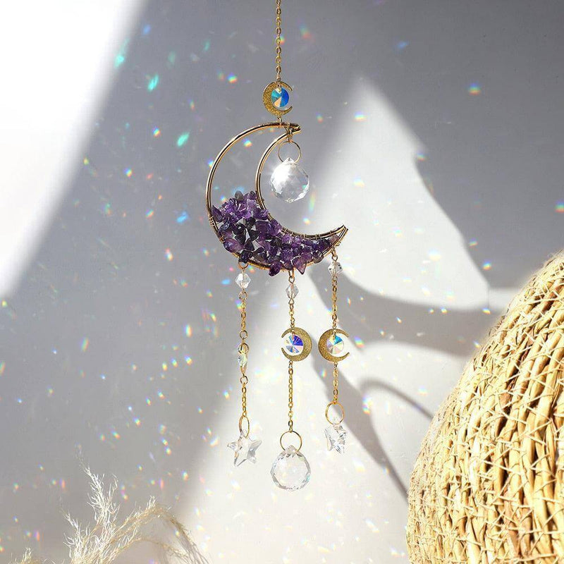 Apanhador de Sonhos, Cristal Lua, Adorno Celestial, Decoração Encantadora, Suncatcher Elegante, Brilho Lunar, Magia em Casa, Decoração com Cristal, Presente Exclusivo, Ilumine Seus Espaços, Lua e Cristal, Toque de Elegância, Charme Celestial, Atmosfera Mágica, Presente Especial, Decoração Sofisticada, Beleza Lunar, Símbolo de Tranquilidade, Estilo e Magia, Detalhes que Brilham.