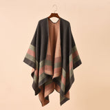 Poncho Xadrez Boho Vintage