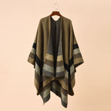 Poncho Xadrez Boho Vintage