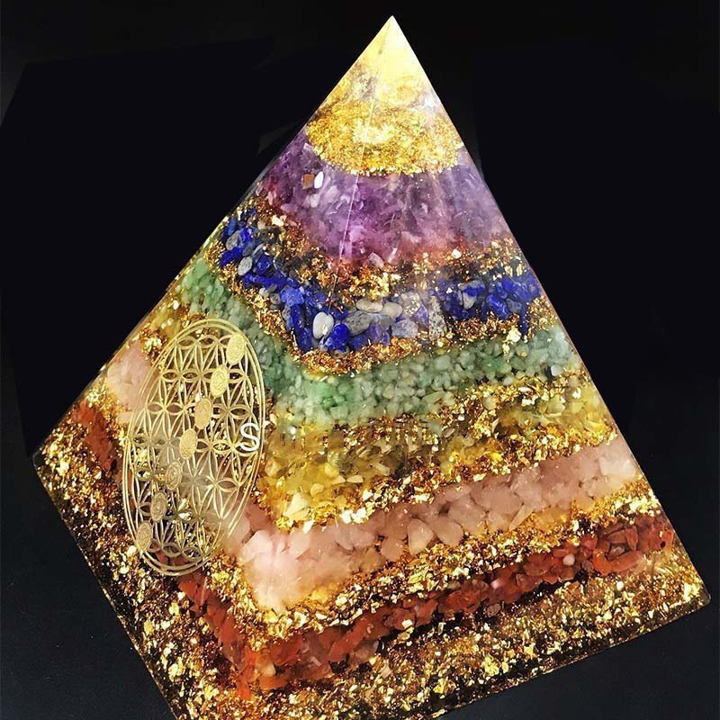 Pirâmide Orgonite - Aura Divina 7 Chakras